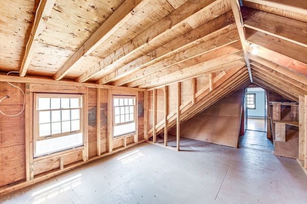 Empty room, Interior, Wooden Beams, Wooden Ceilings, Wooden Walls