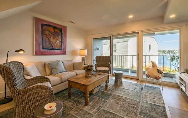 Interior, Living room, Recessed Lighting, Water, Wood Texture Flooring