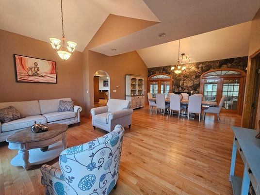 Chandelier, Dining room, Interior, Living room, Pendant Lights, Wood Texture Flooring
