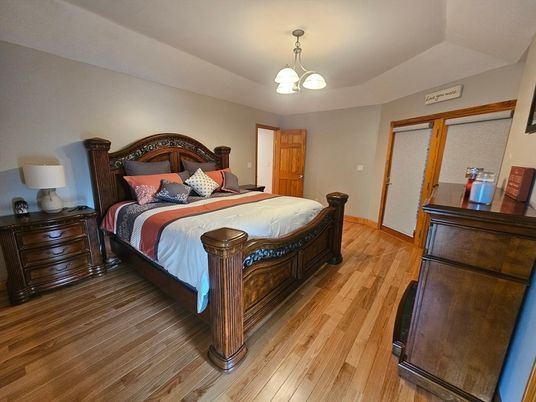 Bedroom, Interior, Pendant Lights, Wood Texture Flooring