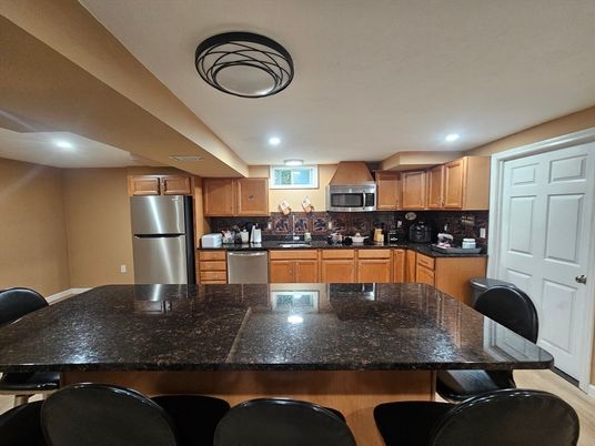 Dining room, Interior, Kitchen, Recessed Lighting, Stainless Steel Appliances