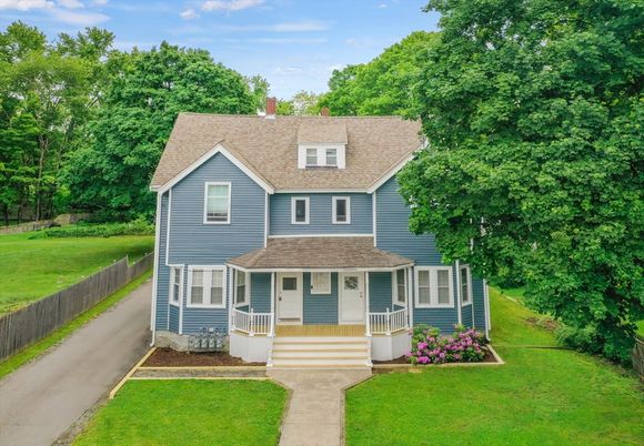 Backyard, Exterior, Facade, Queen Anne Victorian