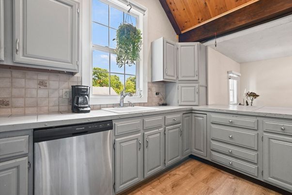 Interior, Kitchen, Stainless Steel Appliances, Wooden Beams, Wooden Ceilings, Wood Texture Flooring