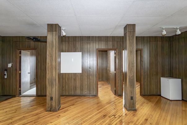 Empty room, Interior, Wood Texture Flooring, Wooden Walls