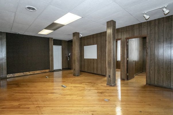 Empty room, Interior, Recessed Lighting, Wood Texture Flooring, Wooden Walls