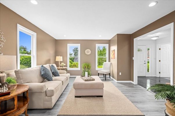 Interior, Living room, Recessed Lighting, Wood Texture Flooring