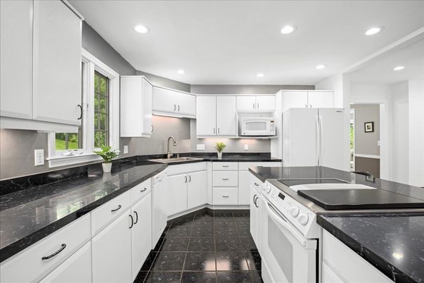 Interior, Kitchen, Recessed Lighting