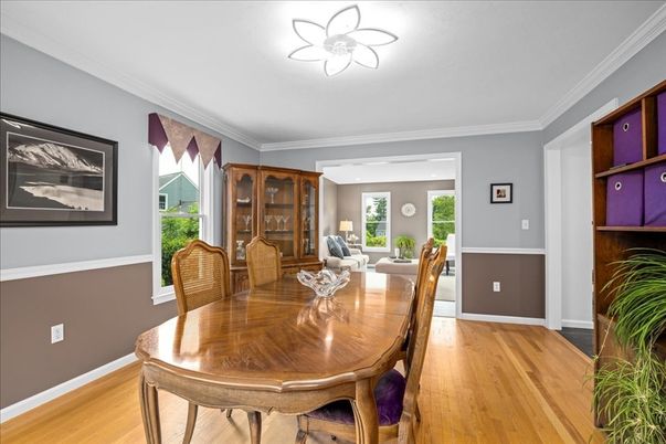 Dining room, Interior, Wood Texture Flooring