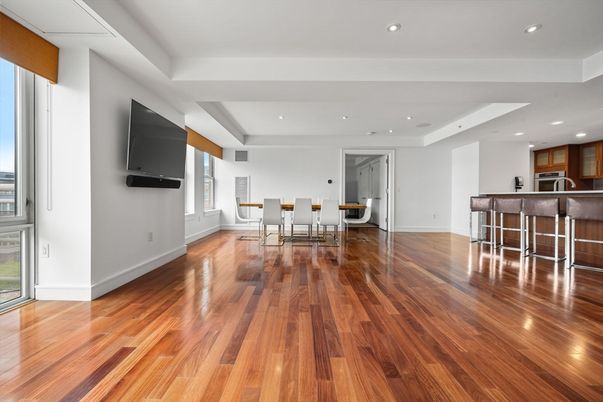 Dining room, Interior, Kitchen, Recessed Lighting, Wood Texture Flooring