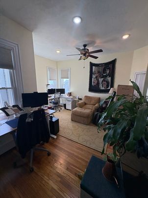Home Office, Interior, Recessed Lighting, Wood Texture Flooring