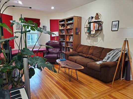 Interior, Living room, Piano, Recessed Lighting, Wood Texture Flooring