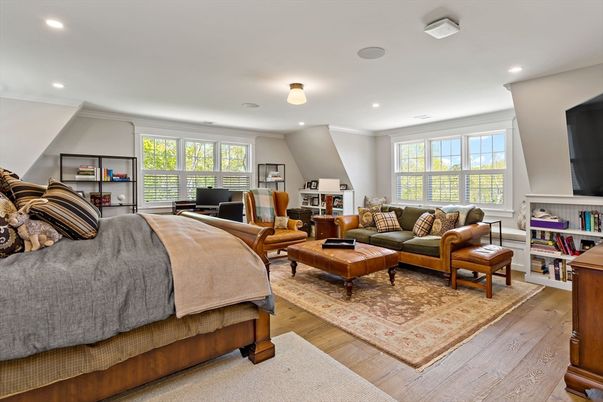 Bedroom, Interior, Living room, Recessed Lighting, Wood Texture Flooring