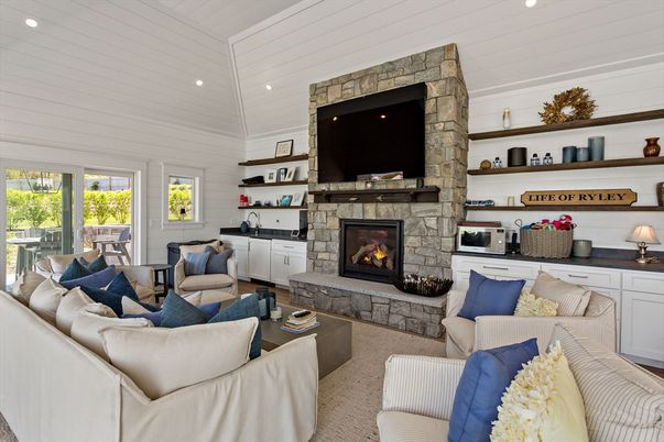 Fireplace, Interior, Living room, Recessed Lighting