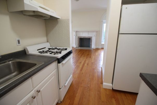 Fireplace, Interior, Kitchen, Wood Texture Flooring