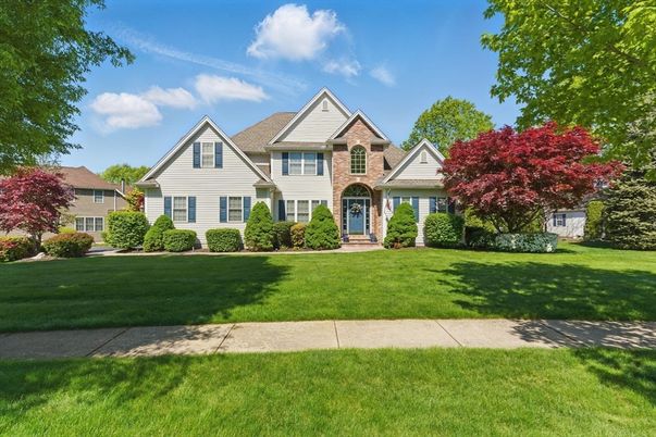 Backyard, Exterior, Facade, Brick Facade, Farmhouse