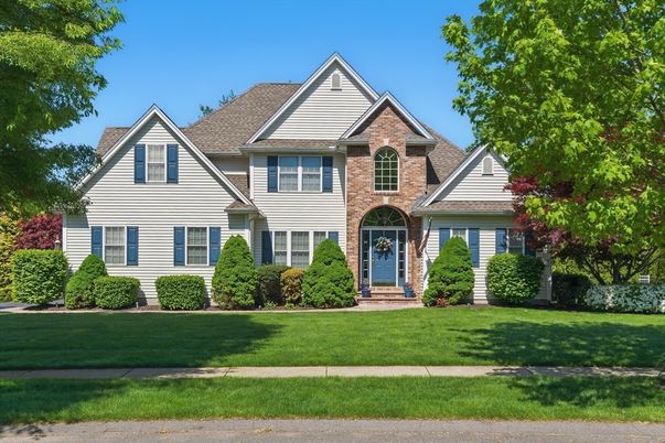 Exterior, Facade, Brick Facade, Brick Traditional