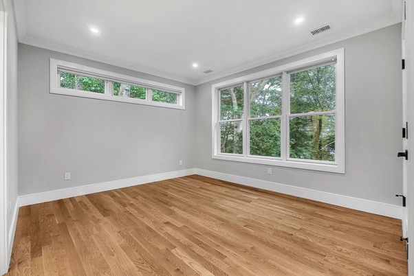 Empty room, Interior, Recessed Lighting, Wood Texture Flooring