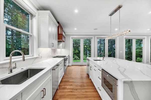 Interior, Kitchen, Pendant Lights, Recessed Lighting, Wood Texture Flooring