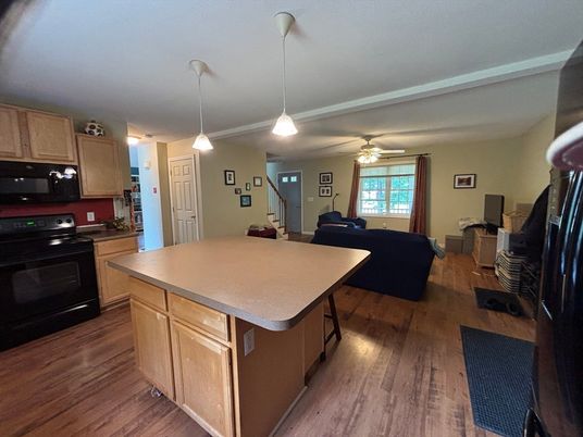 Interior, Kitchen, Living room, Pendant Lights, Wood Texture Flooring