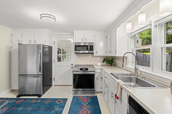Interior, Kitchen, Stainless Steel Appliances