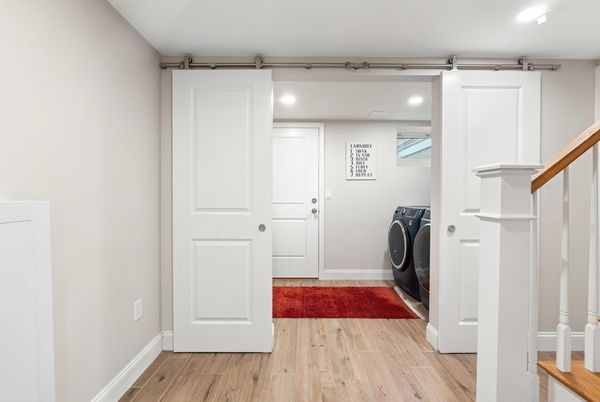 Interior, Recessed Lighting, Washer, Wood Texture Flooring