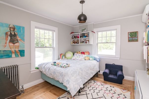 Bedroom, Interior, Pendant Lights, Wood Texture Flooring