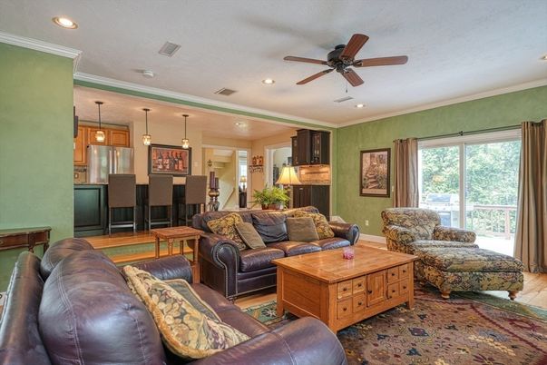 Interior, Kitchen, Living room, Pendant Lights, Recessed Lighting, Stainless Steel Appliances, Wood Texture Flooring