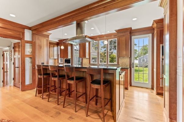 Interior, Pendant Lights, Recessed Lighting, Wood Texture Flooring