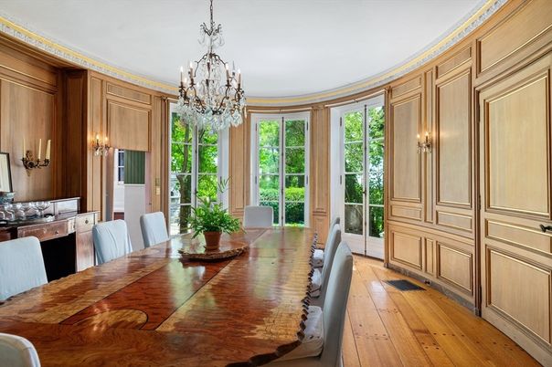 Chandelier, Dining room, Interior, Wood Texture Flooring
