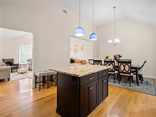 Chandelier, Dining room, Interior, Living room, Pendant Lights, Wood Texture Flooring