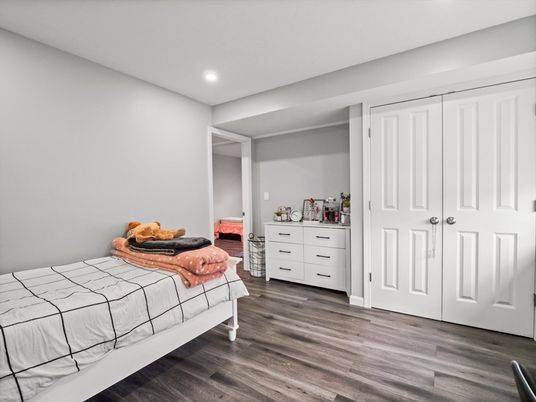 Bedroom, Interior, Recessed Lighting, Wood Texture Flooring