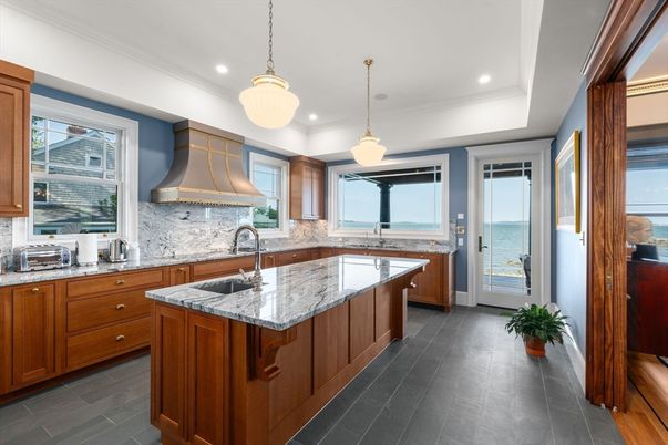 Interior, Kitchen, Pendant Lights, Recessed Lighting, Water