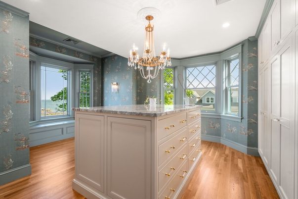 Chandelier, Interior, Recessed Lighting, Wood Texture Flooring