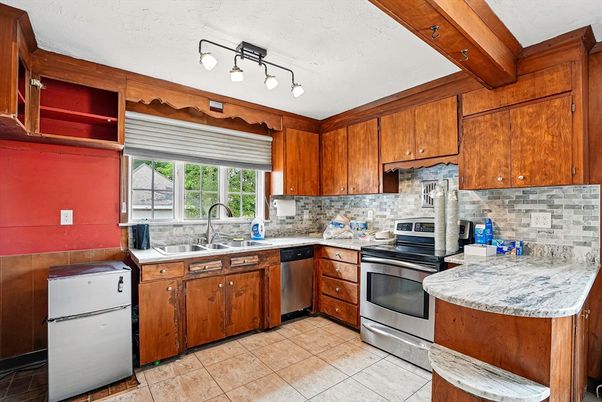 Interior, Kitchen, Stainless Steel Appliances