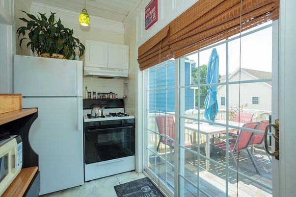 Interior, Kitchen, Pendant Lights