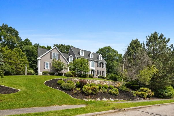 Backyard, Exterior, Facade, French Provincial