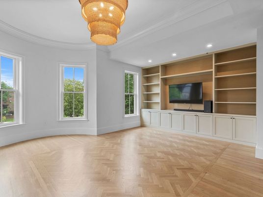 Chandelier, Empty room, Interior, Recessed Lighting, Wood Texture Flooring