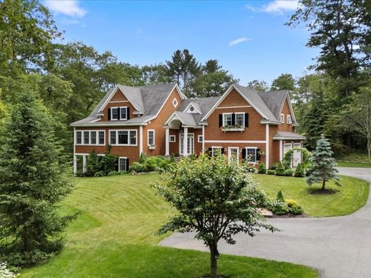 Exterior, Facade, Brick Facade, Log Home