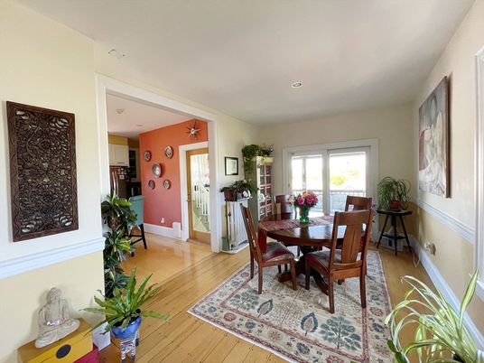 Dining room, Interior, Recessed Lighting, Wood Texture Flooring