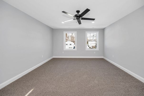 Empty room, Interior, Recessed Lighting