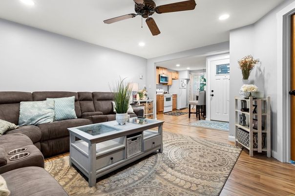 Interior, Kitchen, Living room, Recessed Lighting, Wood Texture Flooring