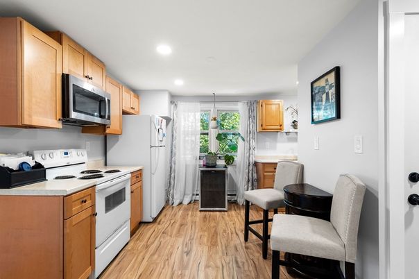 Interior, Kitchen, Recessed Lighting, Wood Texture Flooring