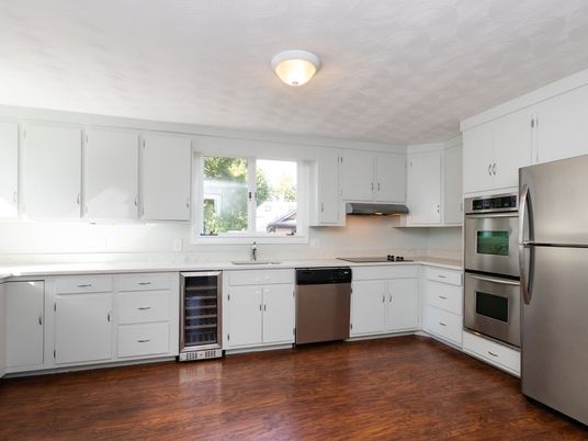 Interior, Kitchen, Stainless Steel Appliances, Wood Texture Flooring