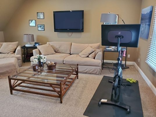 Fitness Equipment, Interior, Living room