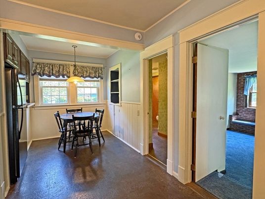 Dining room, Interior, Pendant Lights