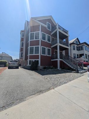 Exterior, Facade, Condo Building