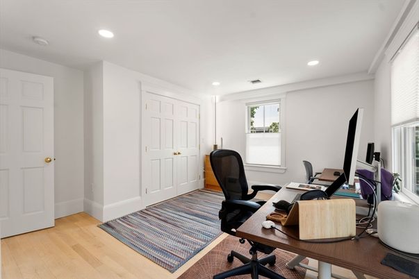 Home Office, Interior, Recessed Lighting, Wood Texture Flooring