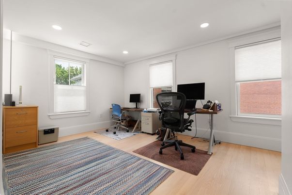 Home Office, Interior, Recessed Lighting, Wood Texture Flooring