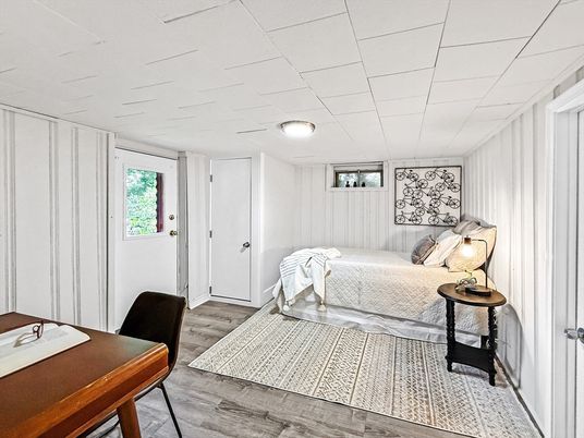 Bedroom, Home Office, Interior, Wood Texture Flooring