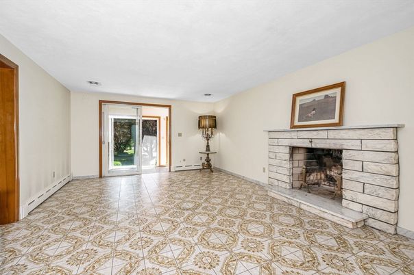 Empty room, Fireplace, Interior